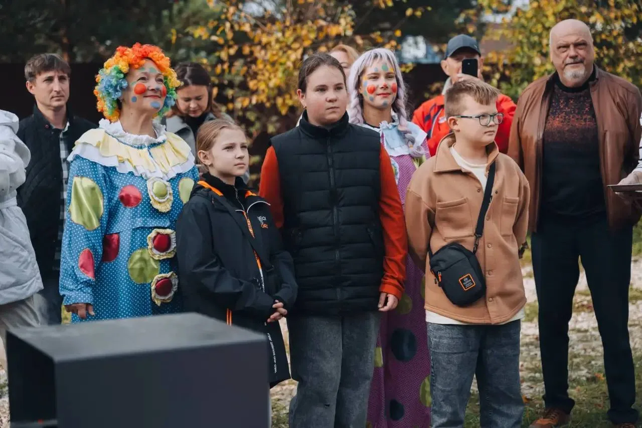 🎠 В деревне Савинки состоялось торжественное открытие новой детской площадки.