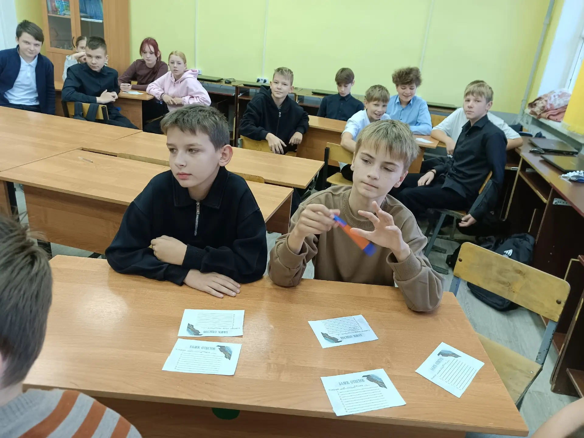 Накануне замечательного семейного праздника "День отца" наши 6 «А» (кл. рук.Гаюков А. В...