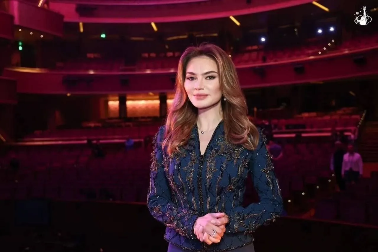 🌟Алина Кабаева блистает в Мумбаи. Олимпийская чемпионка приехала в Индию на фестиваль ...
