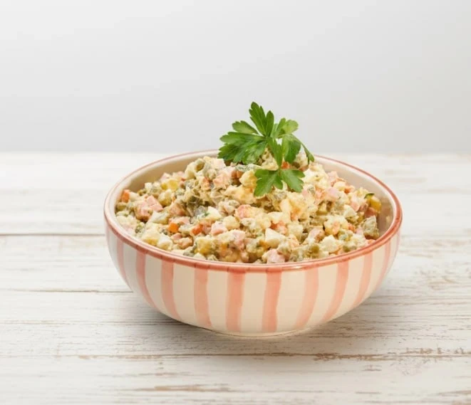 Ностальгия в тарелке — Оливье по-советски 🥗
