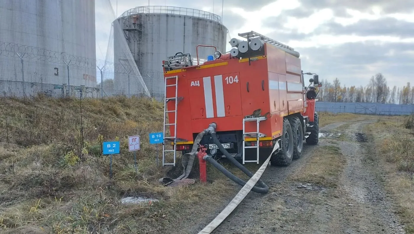 🚒Огнеборцы отработали тушение условного пожара на ЛПДС «Травники»