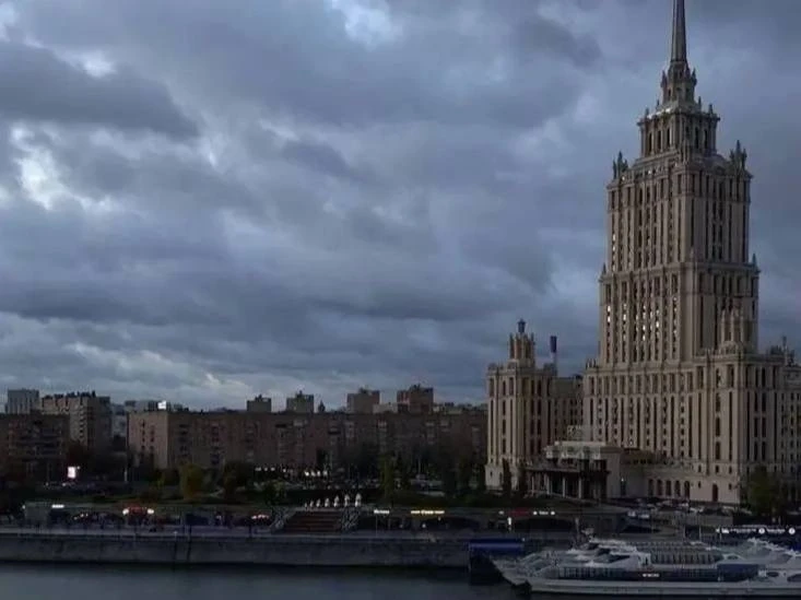 ☁️ В Москве до 10 октября действует жёлтый уровень опасности