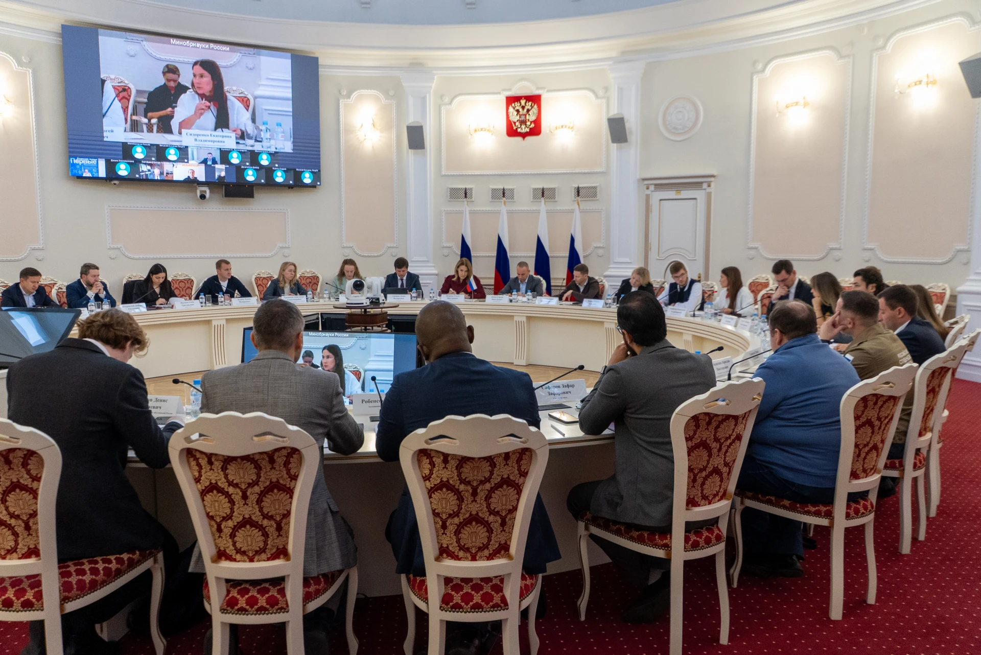 Принял участие в заседании межведомственной рабочей группы по развитию студенческого са...