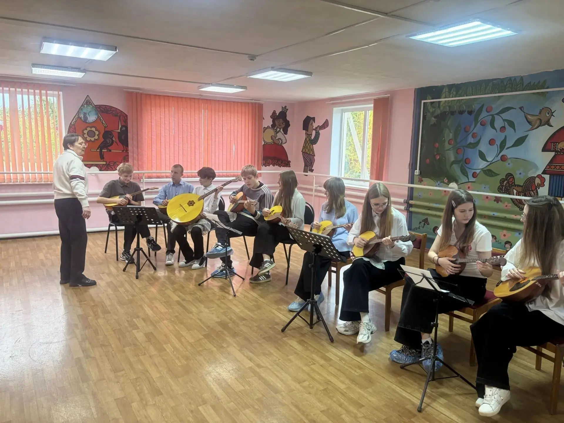 🎼 В лысогорской школе искусств узнали как рождается оркестровая музыка