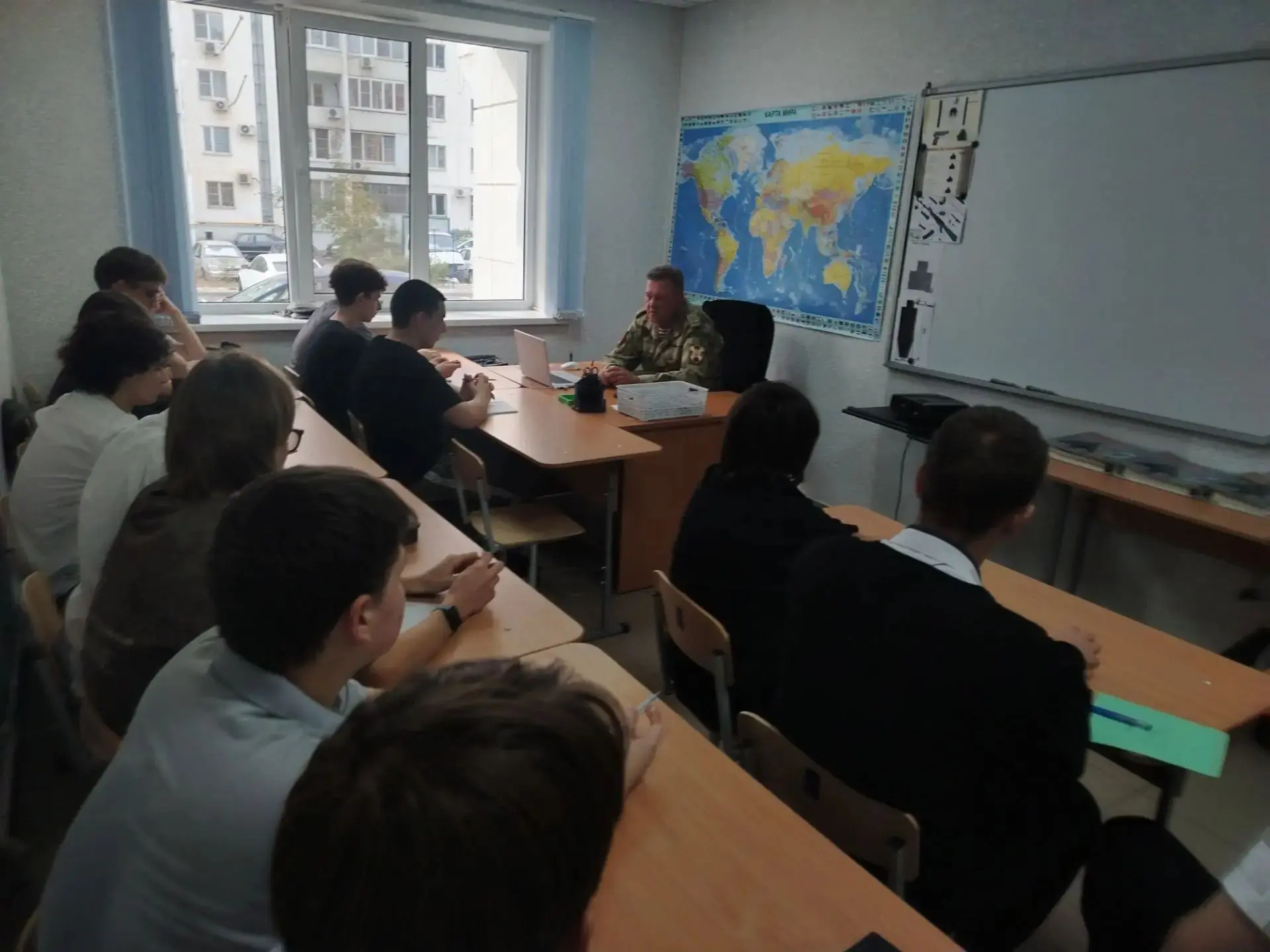 Сегодня на базе УМЦ "Авангард "прошли уроки посвещенные ВС РФ.