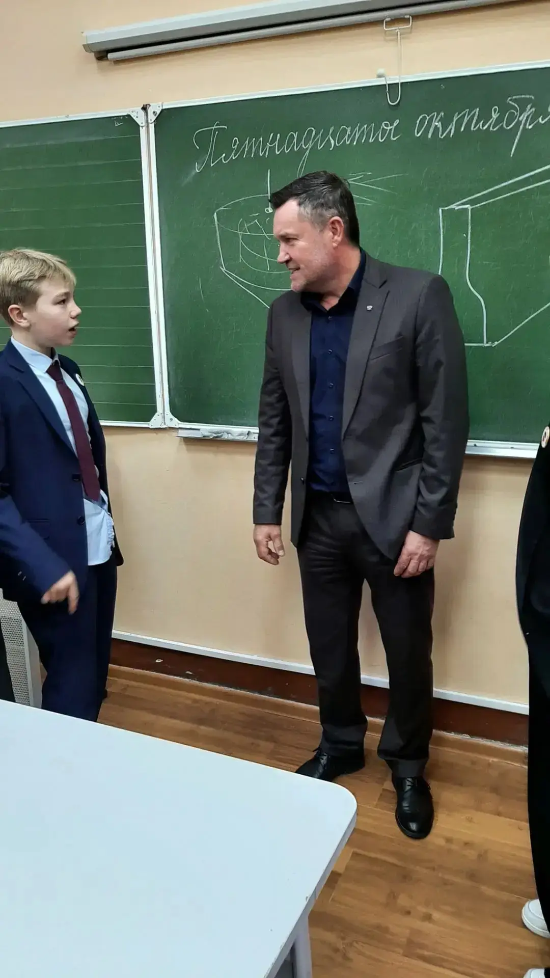 ПАПА В ДЕЛЕ!