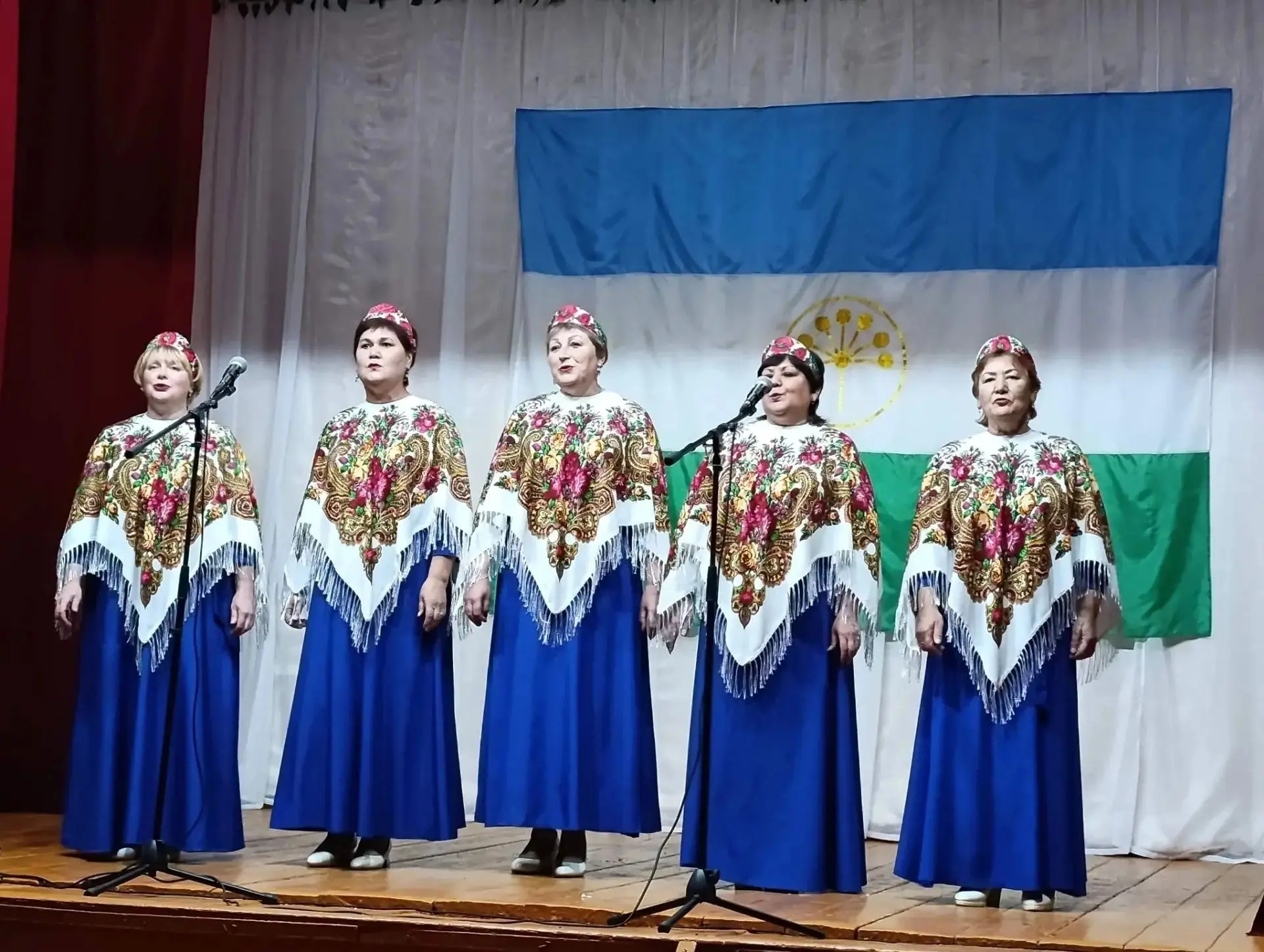 В День Республики Башкортостан в селе Карлыханово состоялся концерт «Мой край родной — ...