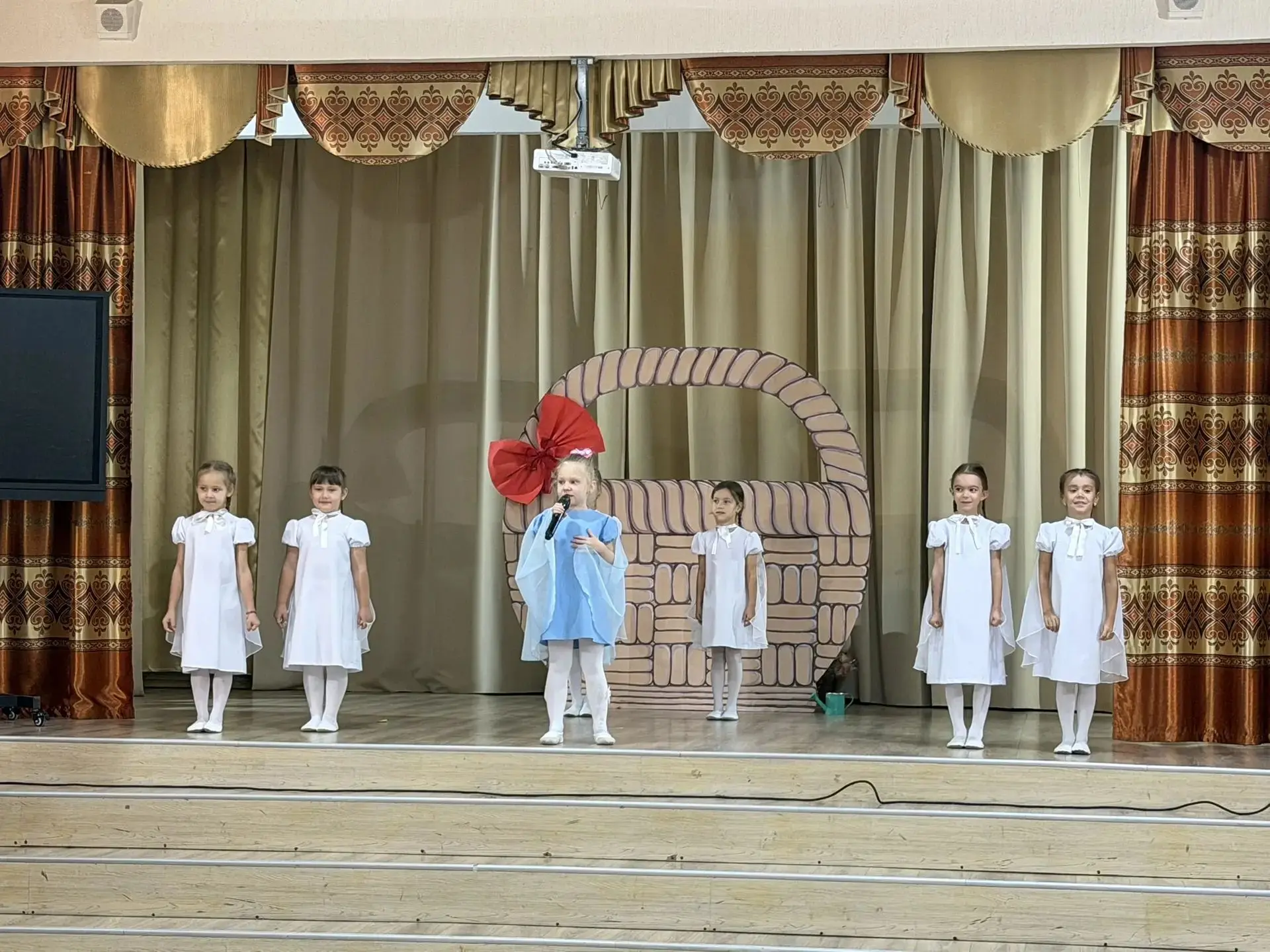 💐 Поздравляем с Днём учителя! ✨