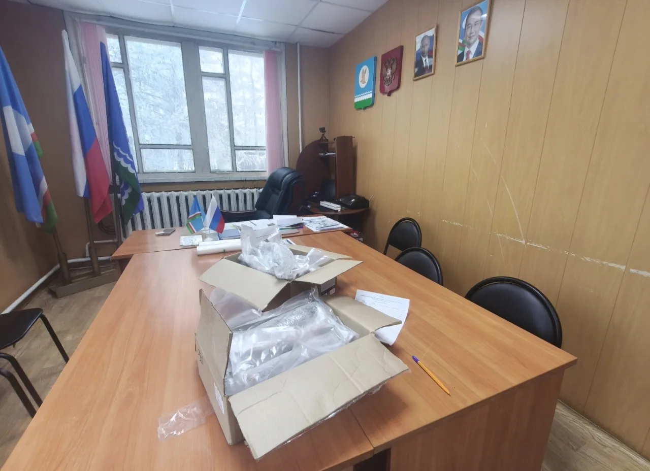 Алтынньы ый 14 кунугэр олохтоох дьаhалта уонна нэhилиэк эр дьонун "ЭРКИН" тумсуутун кез...