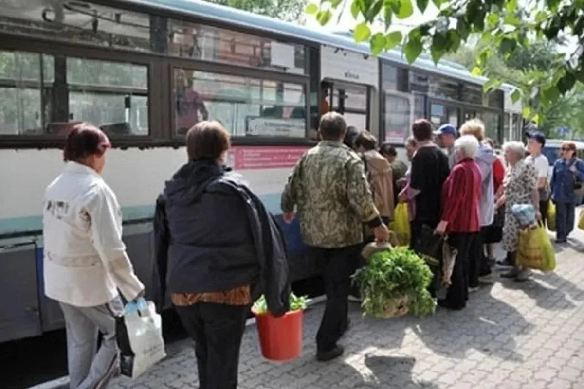 Дачные автобусы в Кирове уходят на зимний перерыв