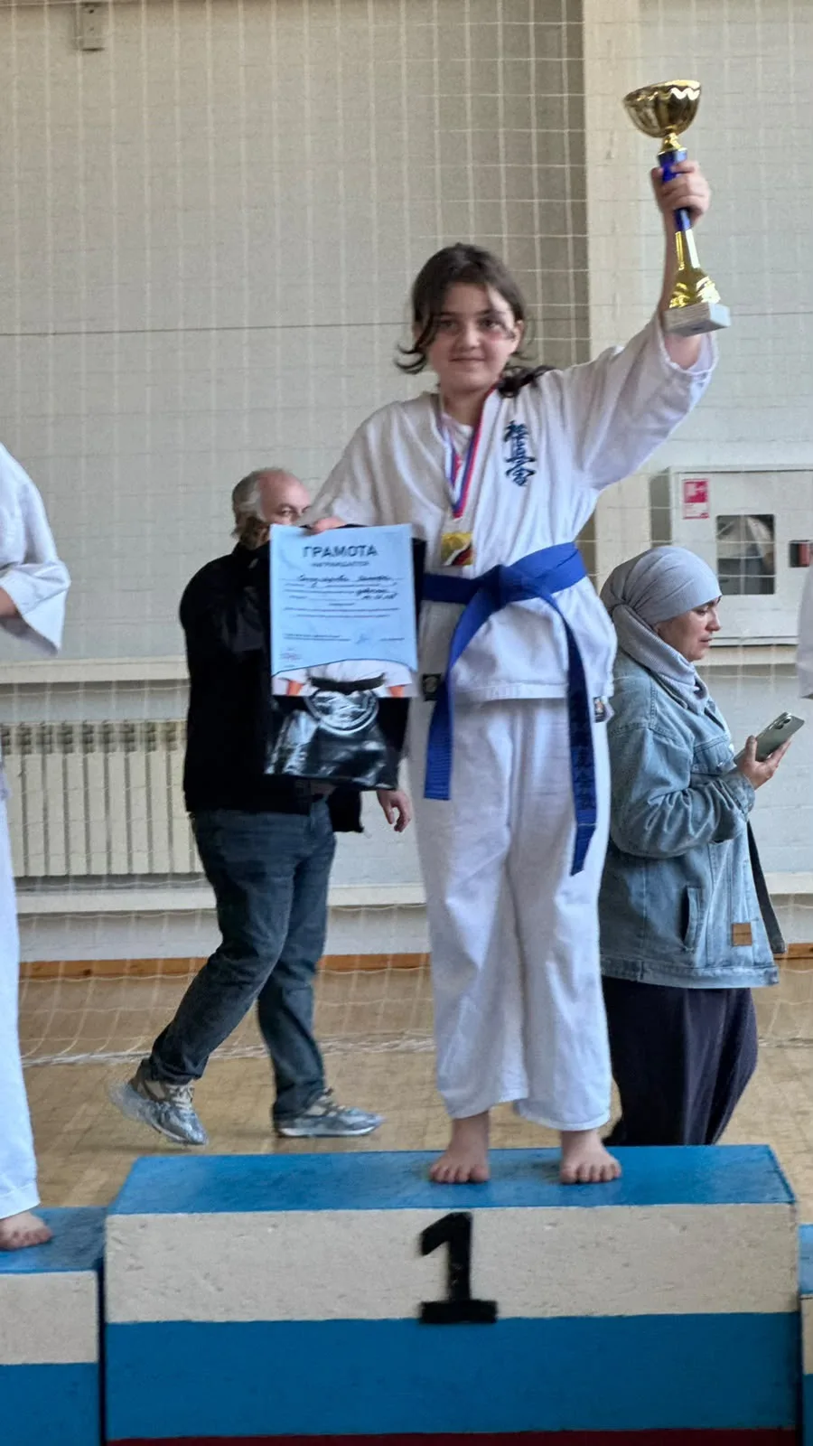 🏆 Салпагарова Ханифа, ученица 4 «В» класса, стала победителем турнира по Карате Кёкуси...