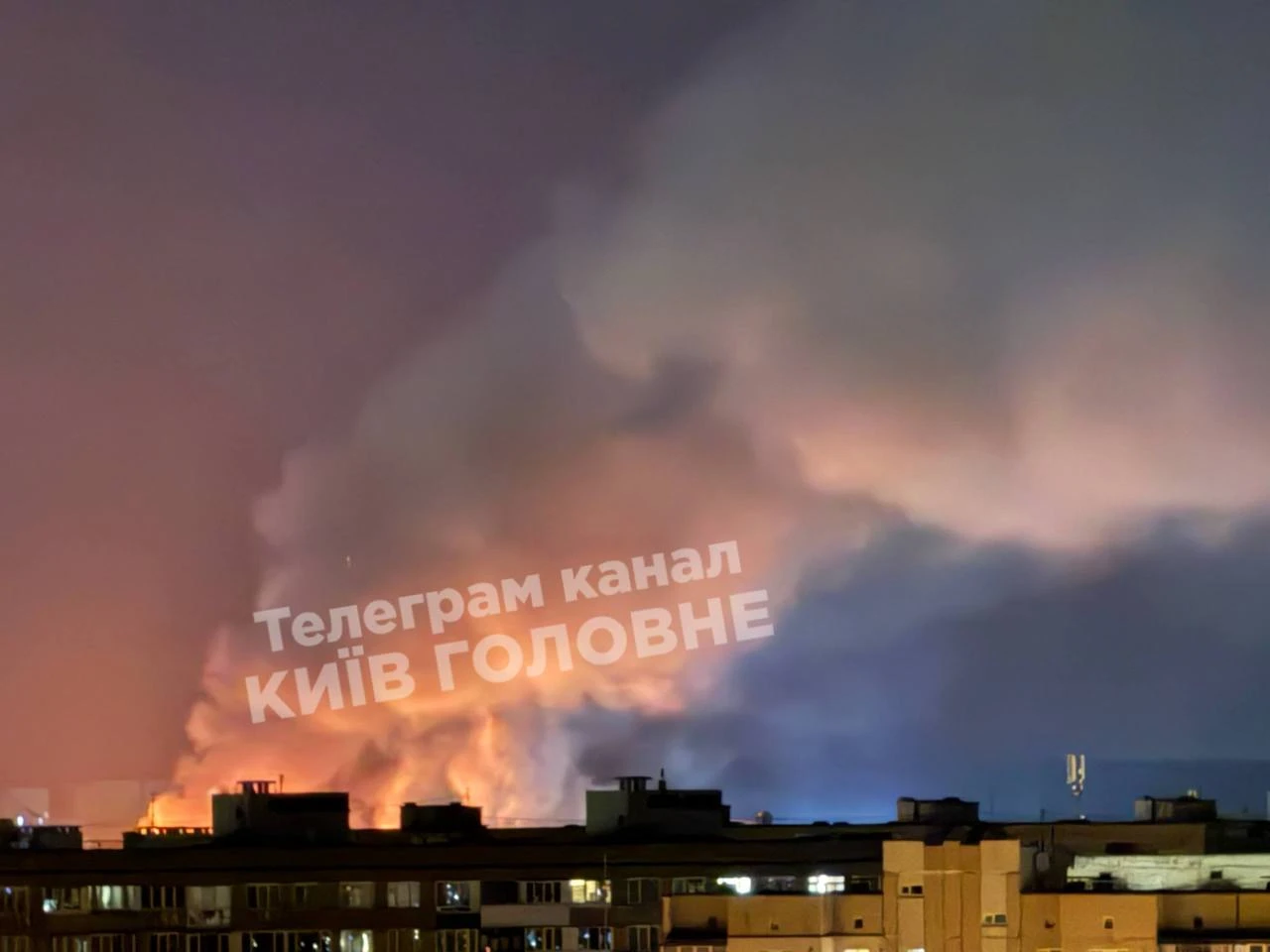 Еще кадры из вечернего Киева! 😍