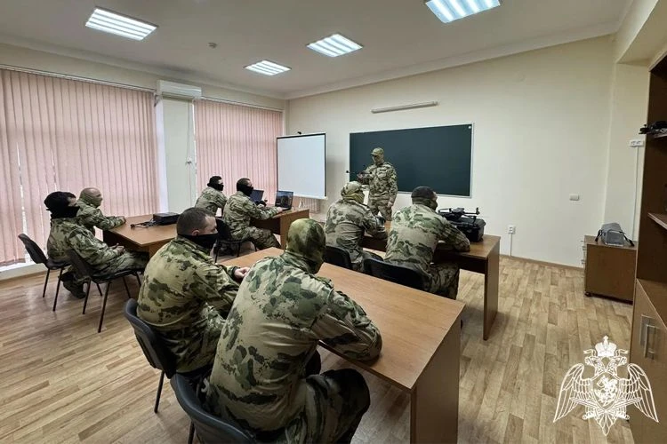 В Пятигорске открылся специализированный класс для подготовки росгвардейцев — операторо...