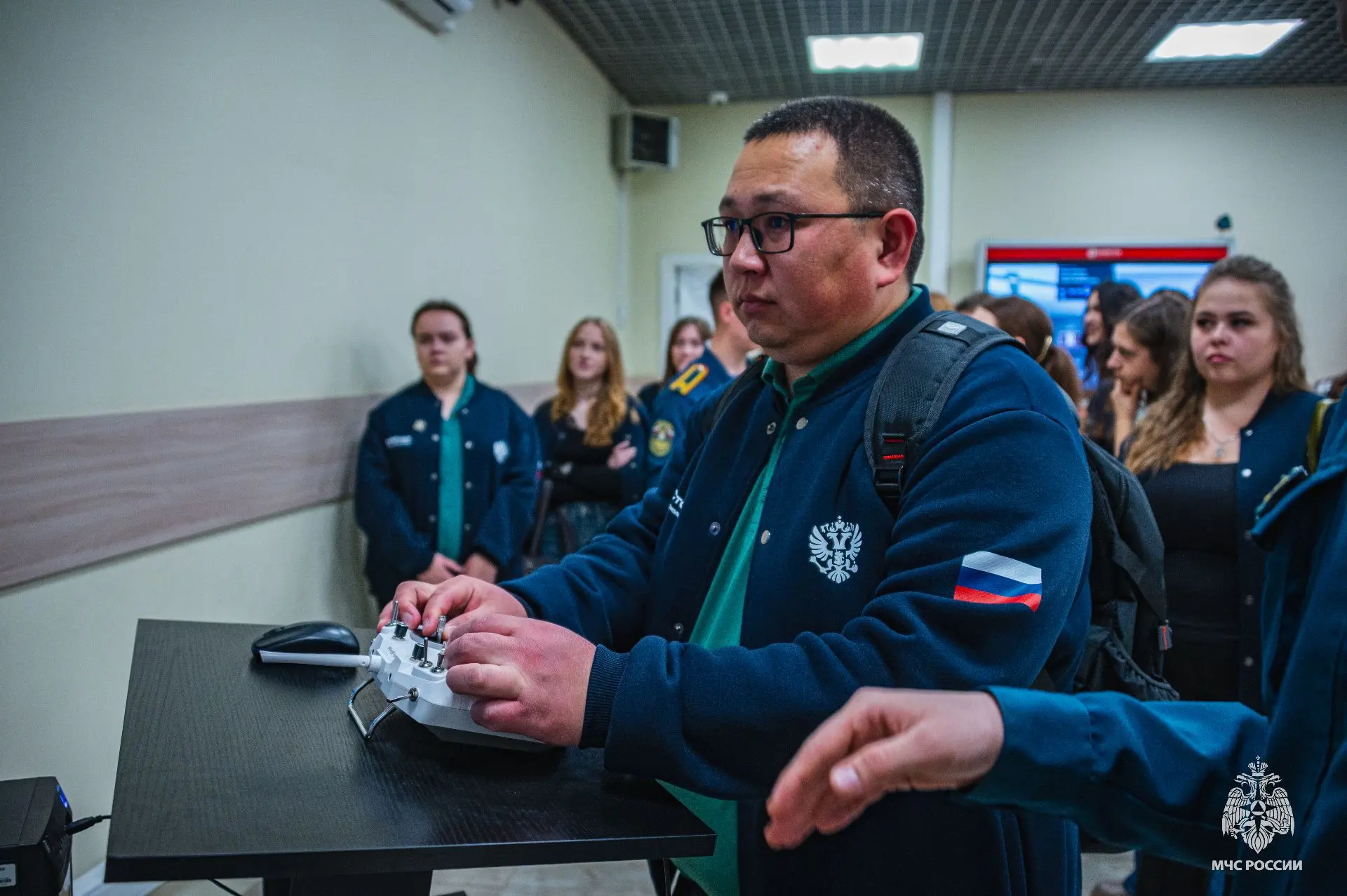 🧑‍🚒 Молодые служащие проекта «ГосСтарт.Стажировки» ознакомились с работой Академии ГП...