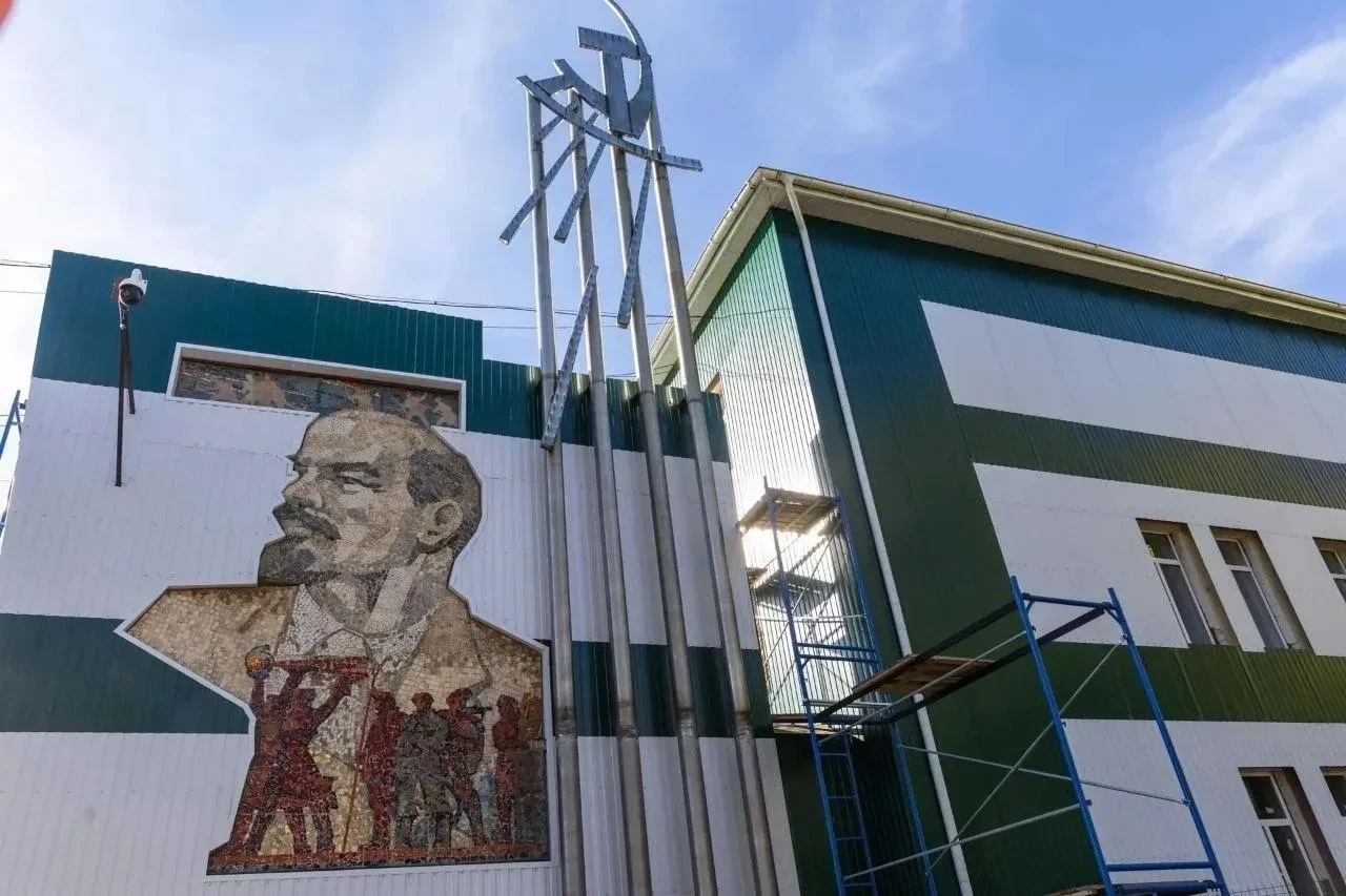 В Курске вернули к жизни советскую мозаику
