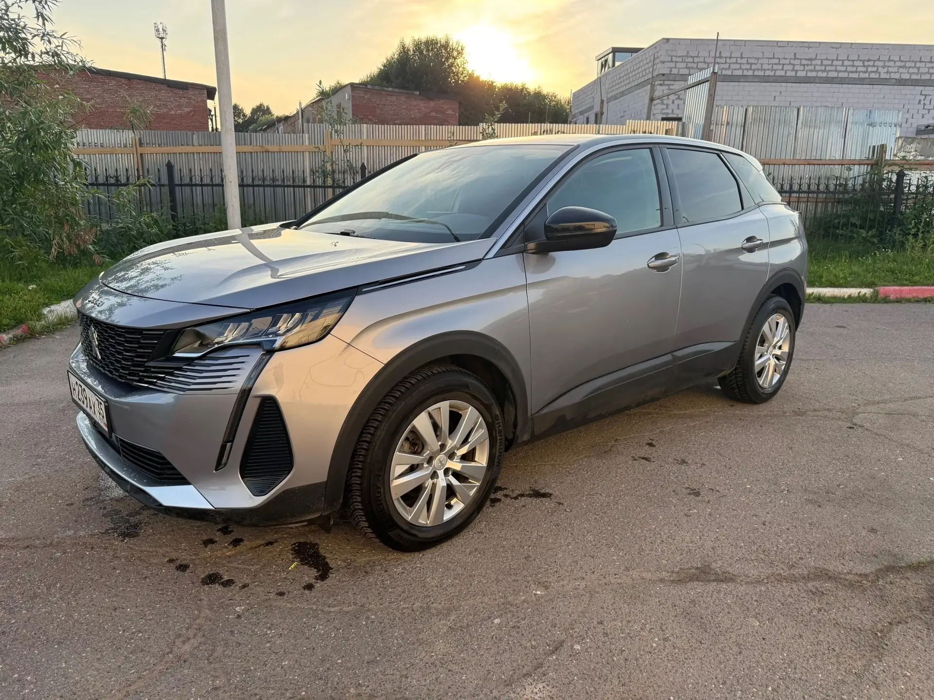 ✅ В продаже PEUGEOT 3008, 1.2, бензин, 130 л.с., пробег 101000 км., АКПП, 2022 год выпу...