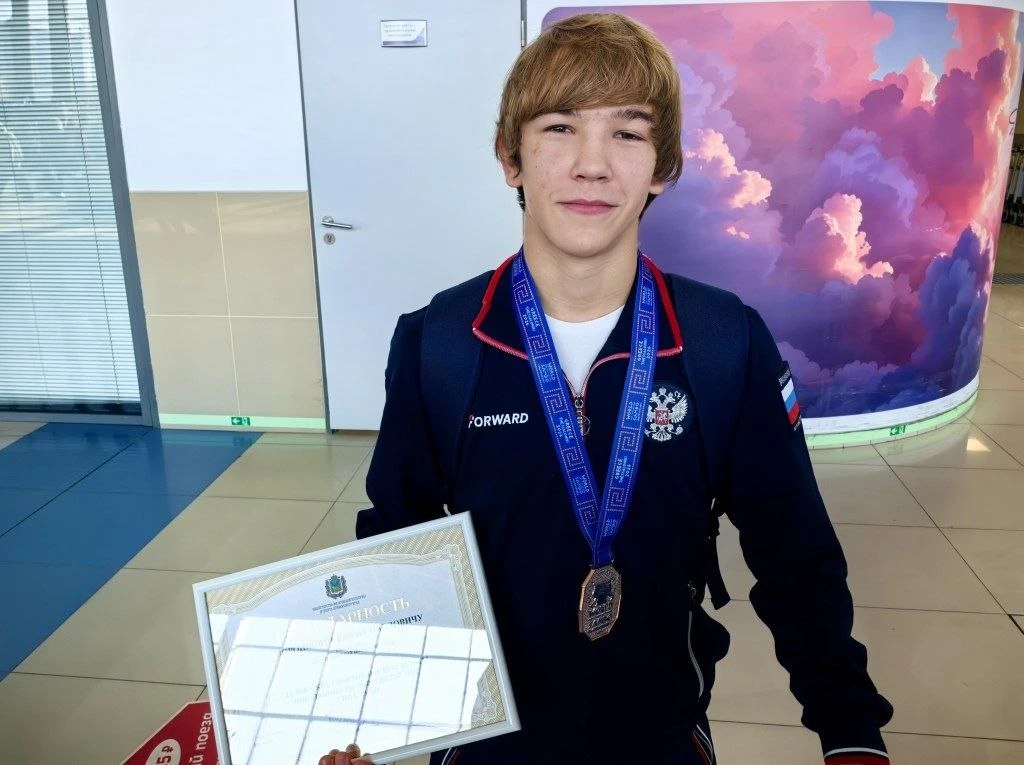 Юный спортсмен из Артёма вошёл в число сильнейших кадетов планеты. 🏆🥉