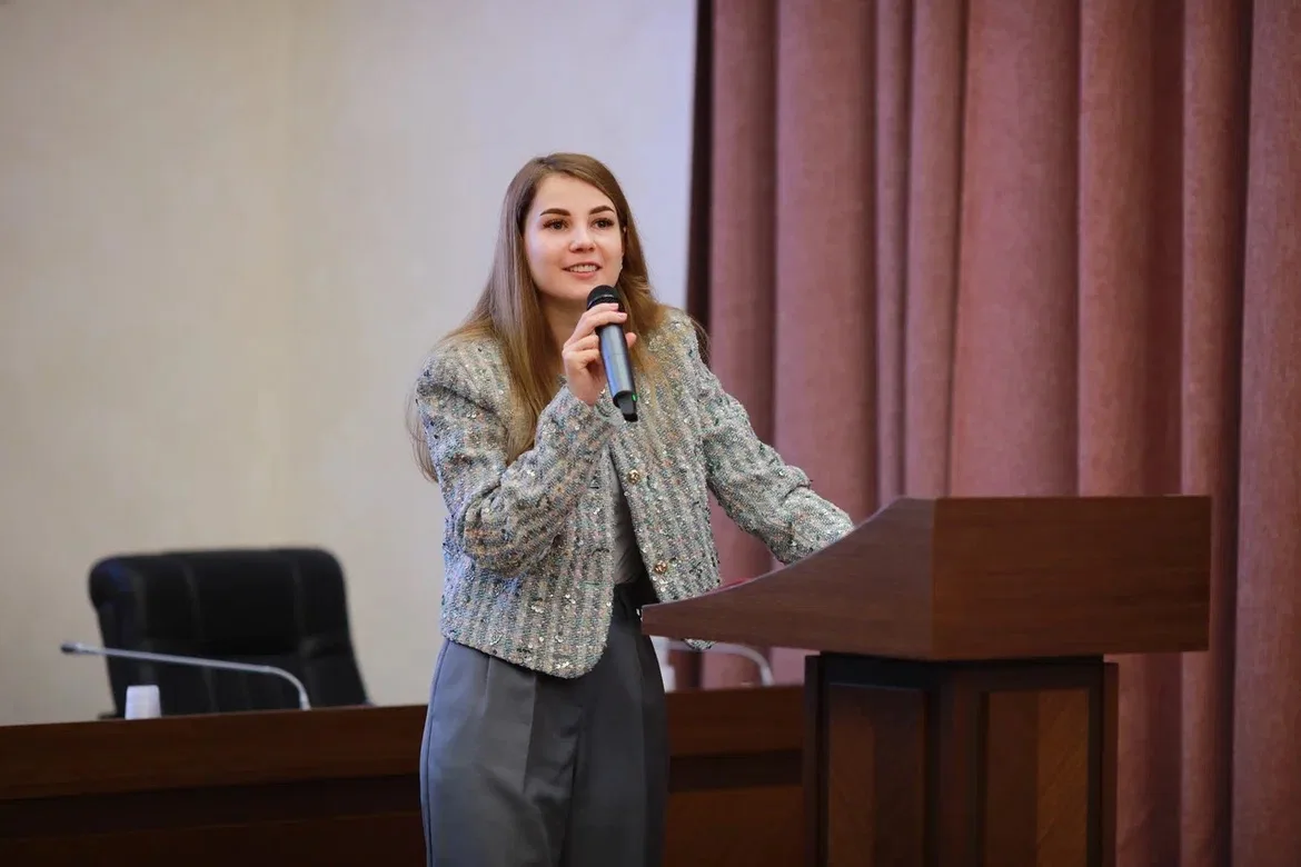 Экономика России вчера и сегодня: в Федеральном казначействе прошла лекция общества «Зн...