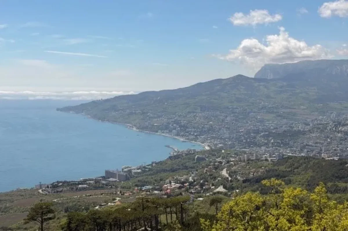 Новости Крыма 15 октября: отключения света, шторм, поезда, топливо по QR