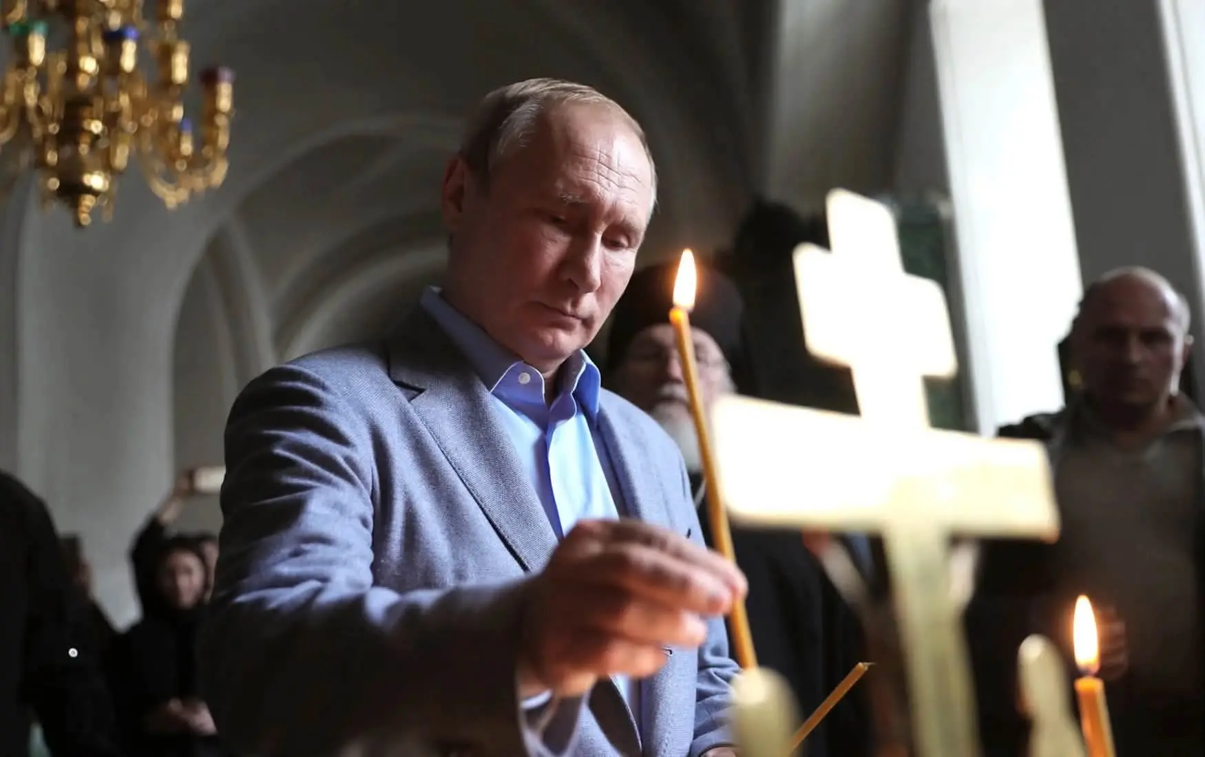 Для тех, кто сейчас будет биться в падучей и брызгать ядовитой слюной хочу сказать, что...