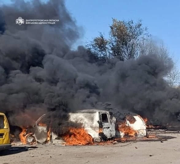 💥 В Павлограде после удара горят бусики