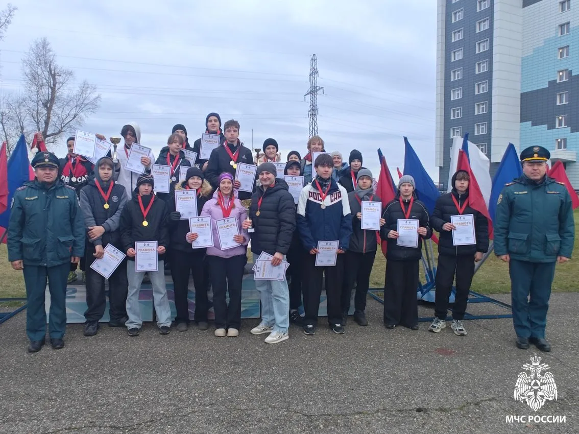 В Томске завершились соревнования по пожарно-спасательному спорту среди дружин юных пож...