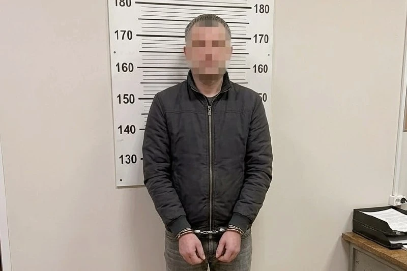 Возле детского сада в Стерлитамаке поймали мужчину из федерального розыска.