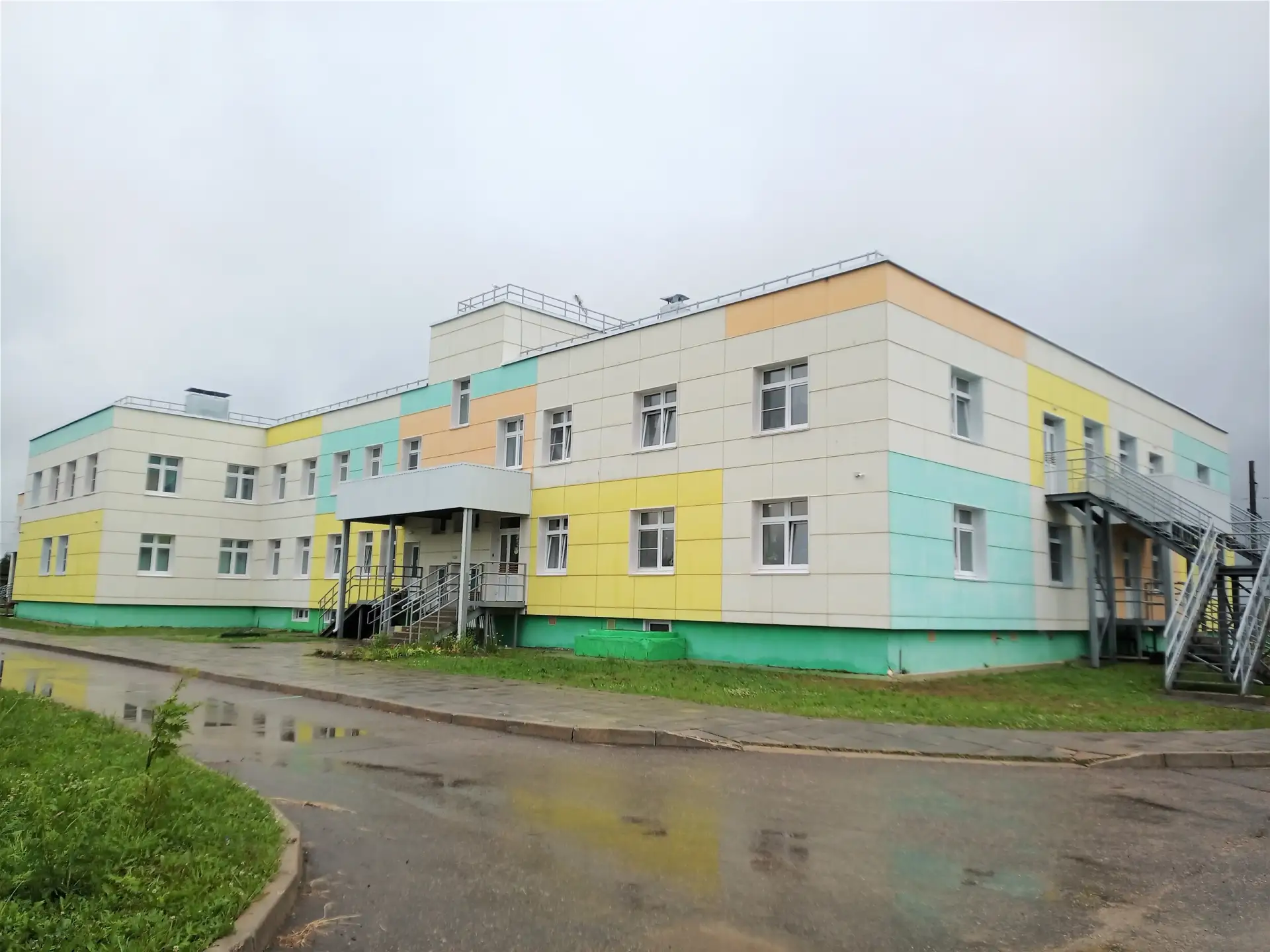 В Коми на новые места в детсадах потратили более миллиарда рублей, но часть учреждений ...