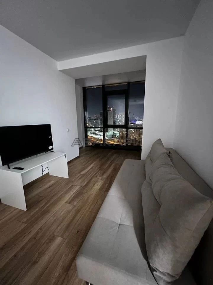 🏠 улица Авиаторов, 28