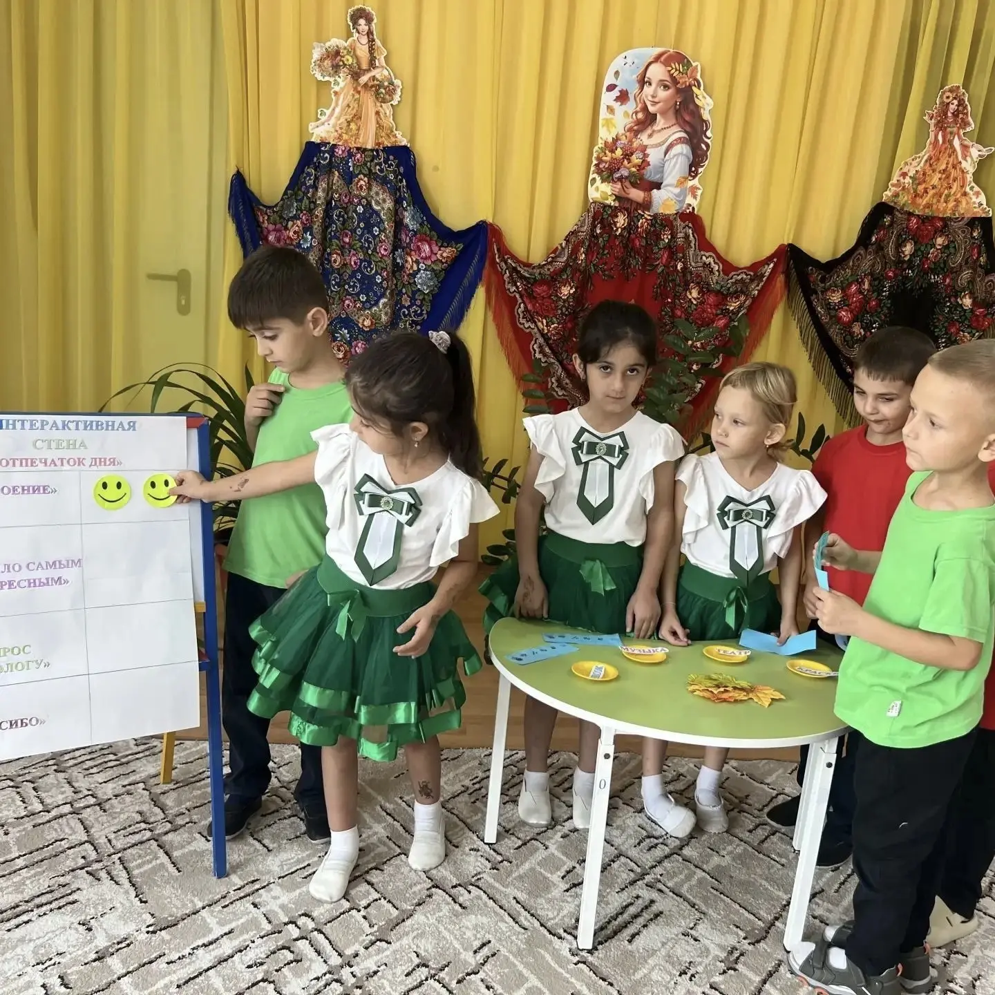 В муниципальном бюджетном дошкольном общеобразовательном учреждении казачьем детском са...