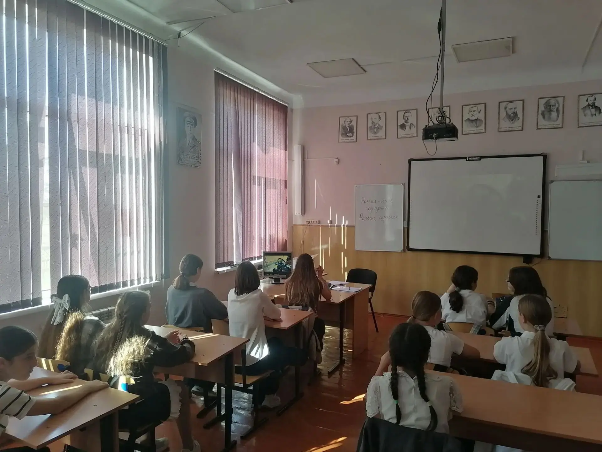 В 6-11 классах прошло занятие курса «Россия — мои горизонты». Тема: «Россия аграрная: в...