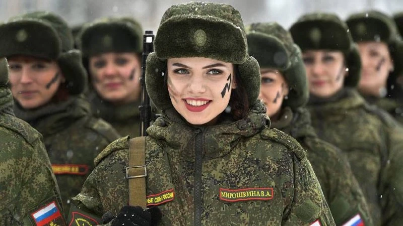 В России хотят повысить предельный возраст военной службы для женщин с 45 до 50 лет