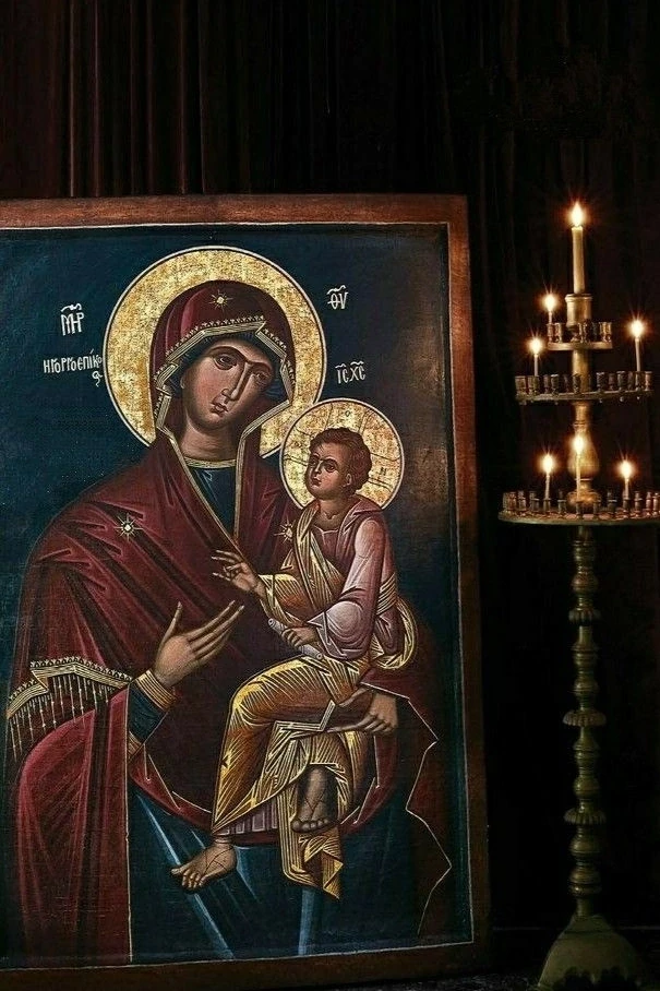 "Веруй, что все случившееся с нами, до самого малейшего, бывает по промыслу Божьему, и ...