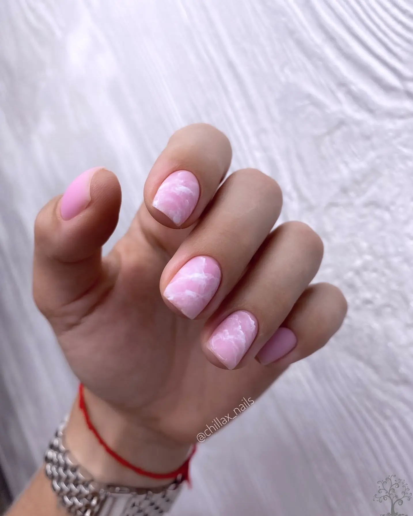 Нежные идеи на короткие ноготки