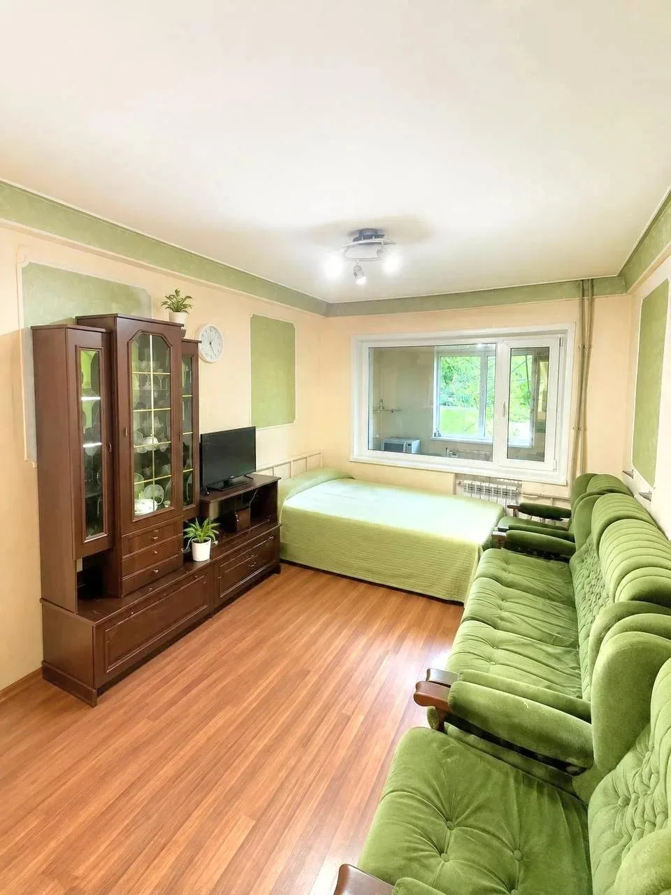 Продам 2-к квартиру на кв. Гагарина, г. Луганск