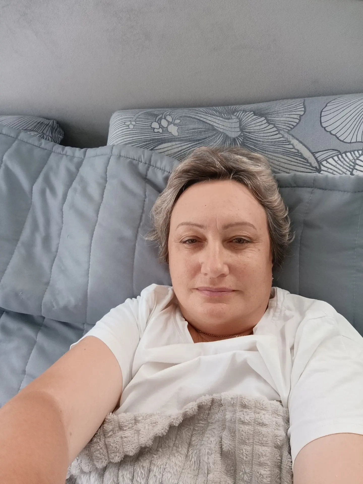 Всем здравствуйте! Мы продолжаем болеть. Очень тяжело. Прямо, как ковид. Температура 38...