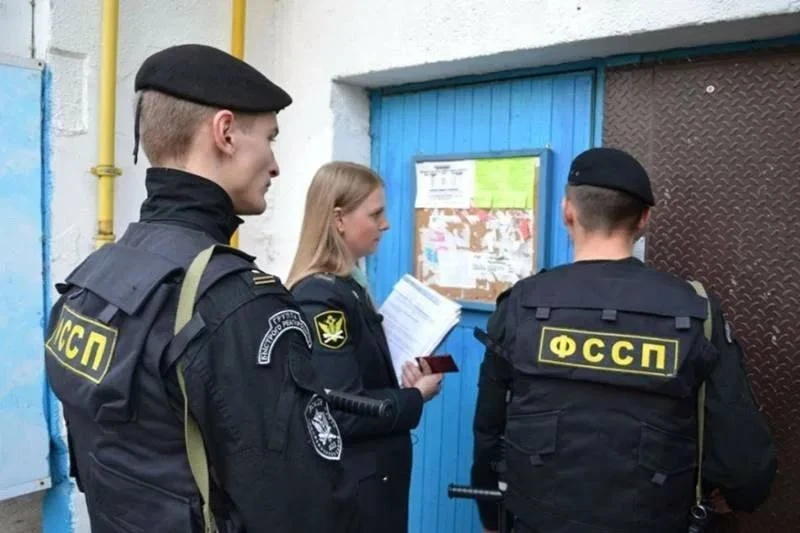 Во Владивостоке дорожные камеры вычислили алиментщика с долгом 300 тысяч