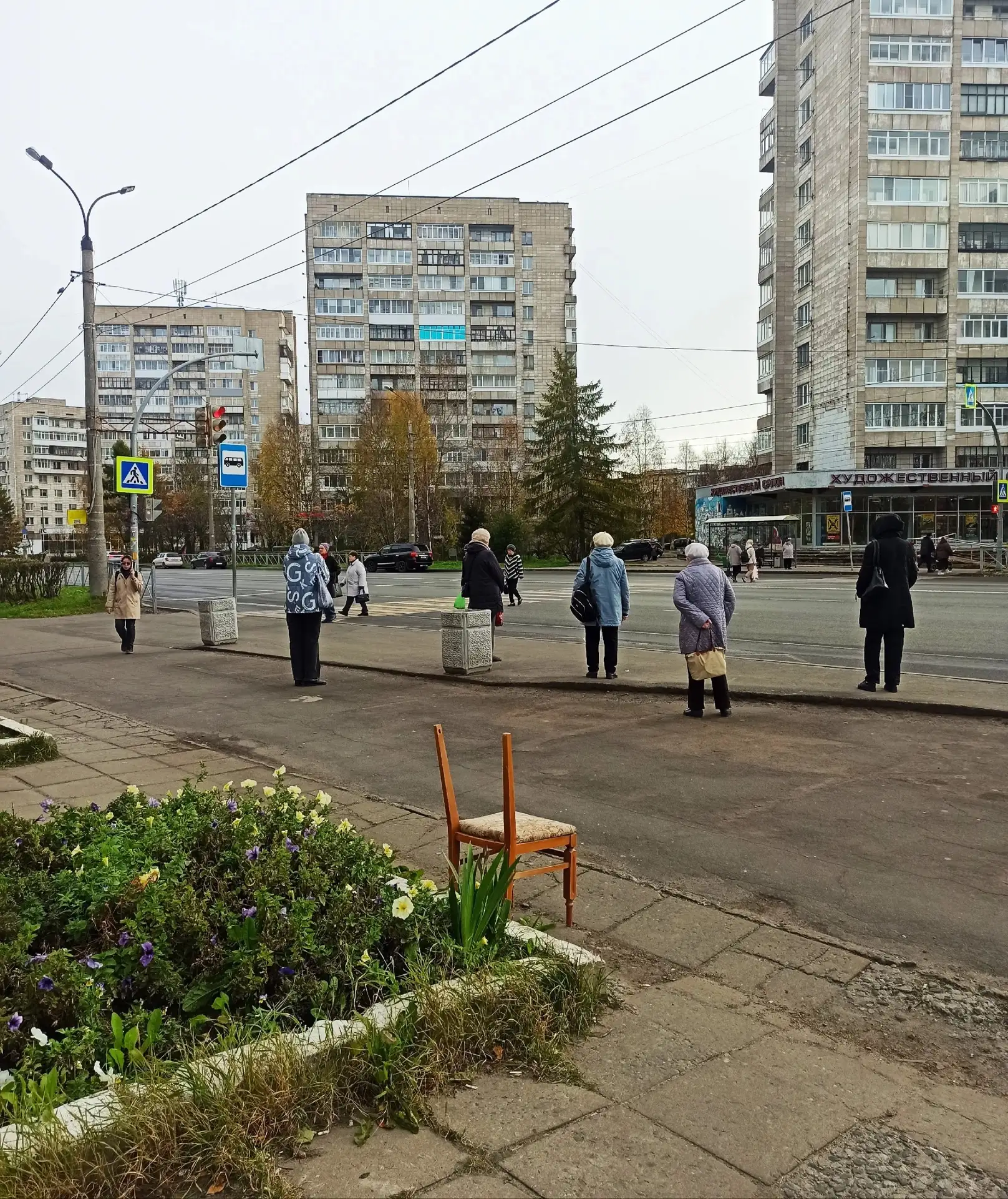 ГЛАВНЫЙ ПО ГОРОДУ ДМИТРИЙ МОРЕВ РЕШИЛ ПРОКАЧАТЬ ОСТАНОВКИ
