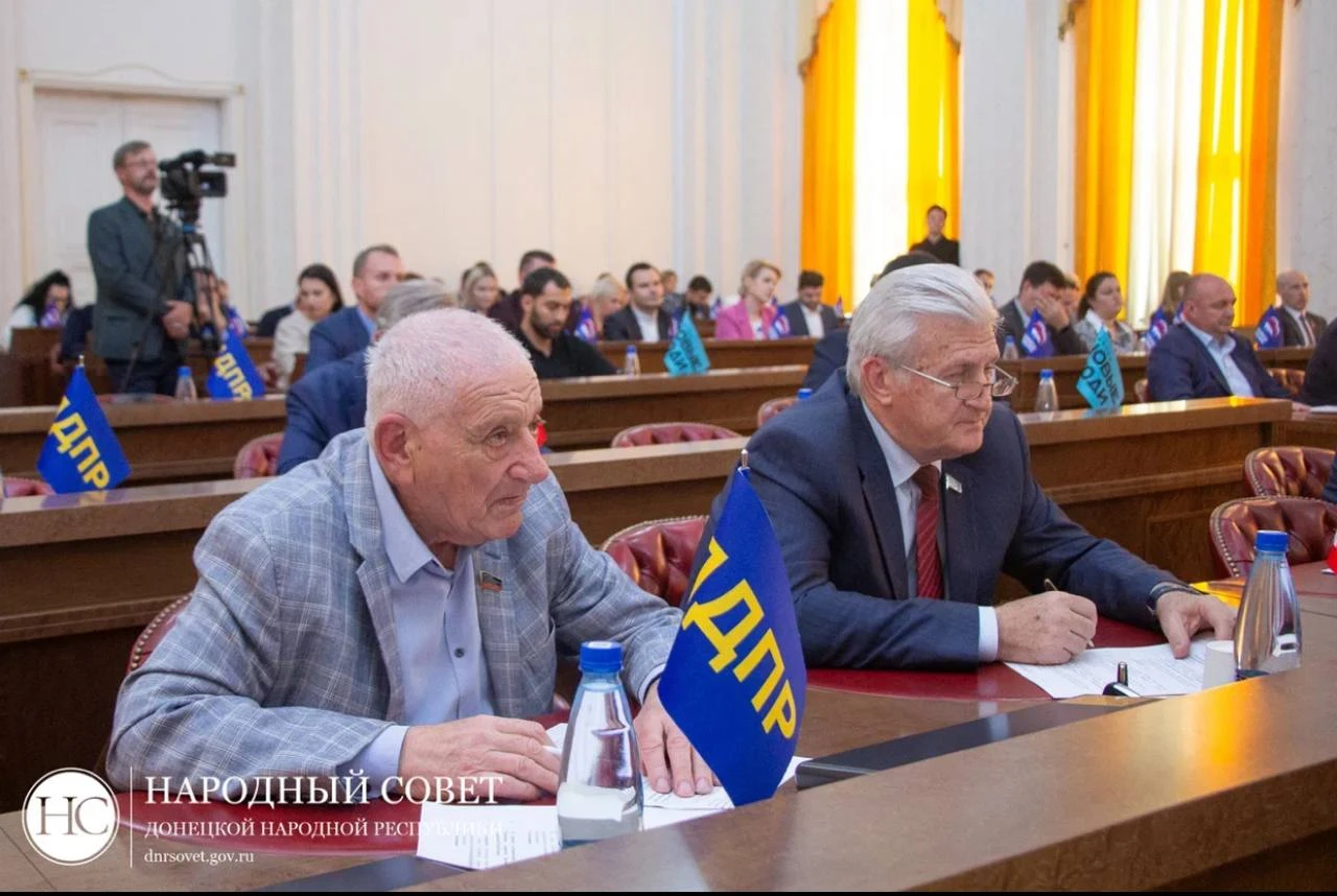 📣 Депутат ЛДПР Эмиль Фисталь принял участие в юбилейном 100-м пленарном заседании Наро...