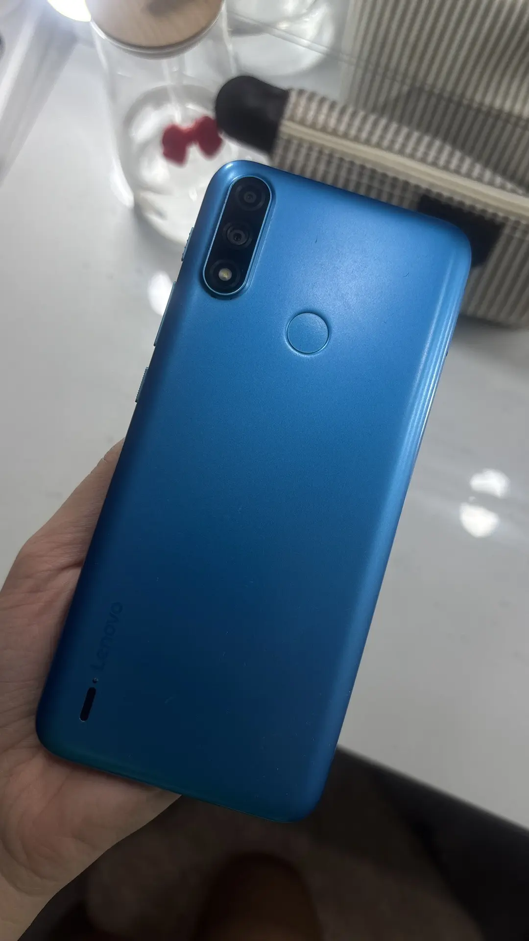 Продам телефон lenovo k13, в хорошем состоянии 1700, кировский район
