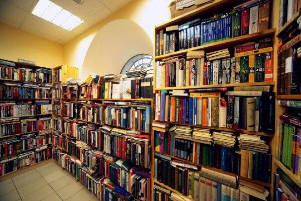 Места, где книги можно купить практически за бесценок или получить даром
