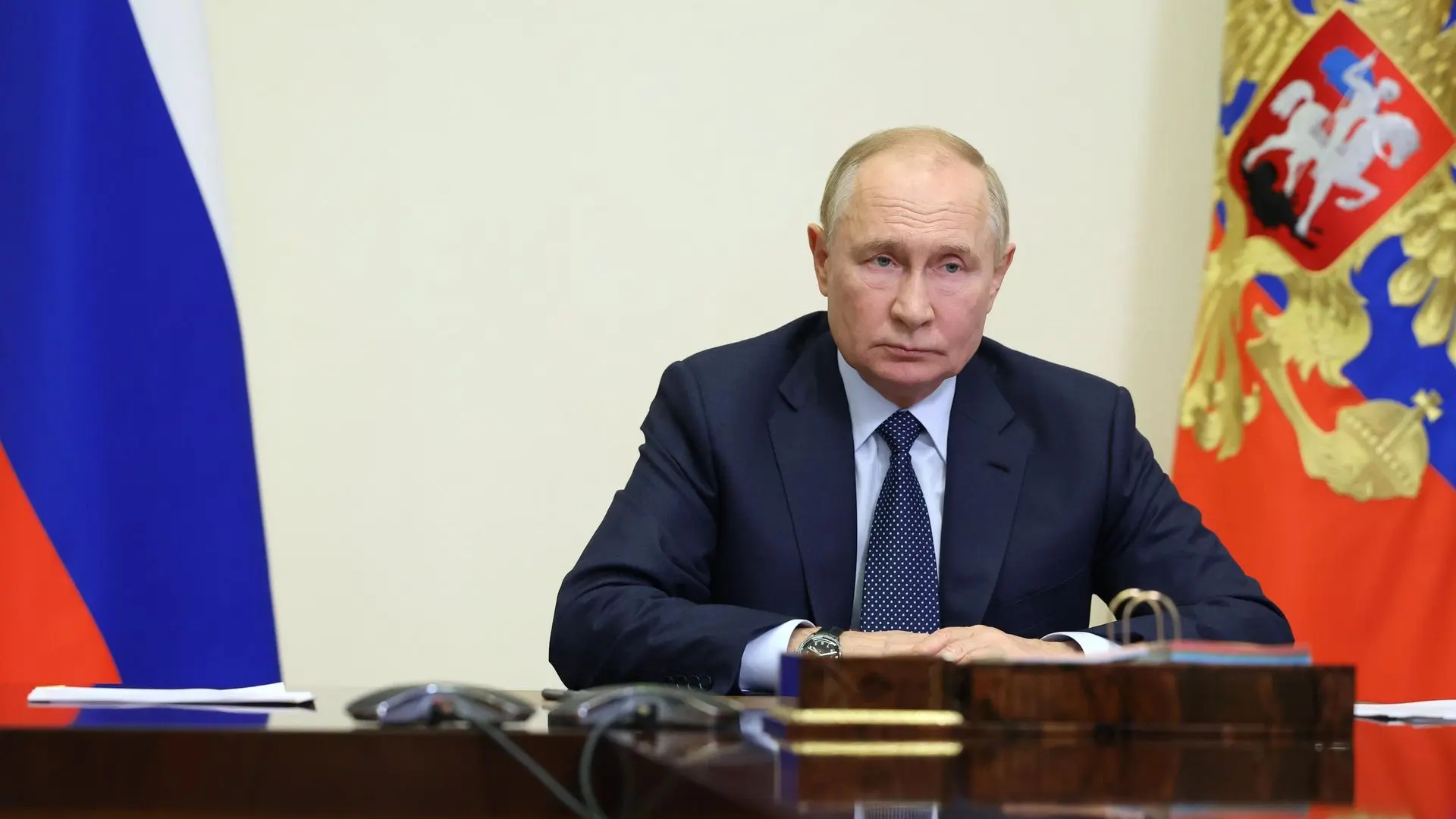 Президент подписал указ, расширяющий порядок присвоения почётных наименований подраздел...