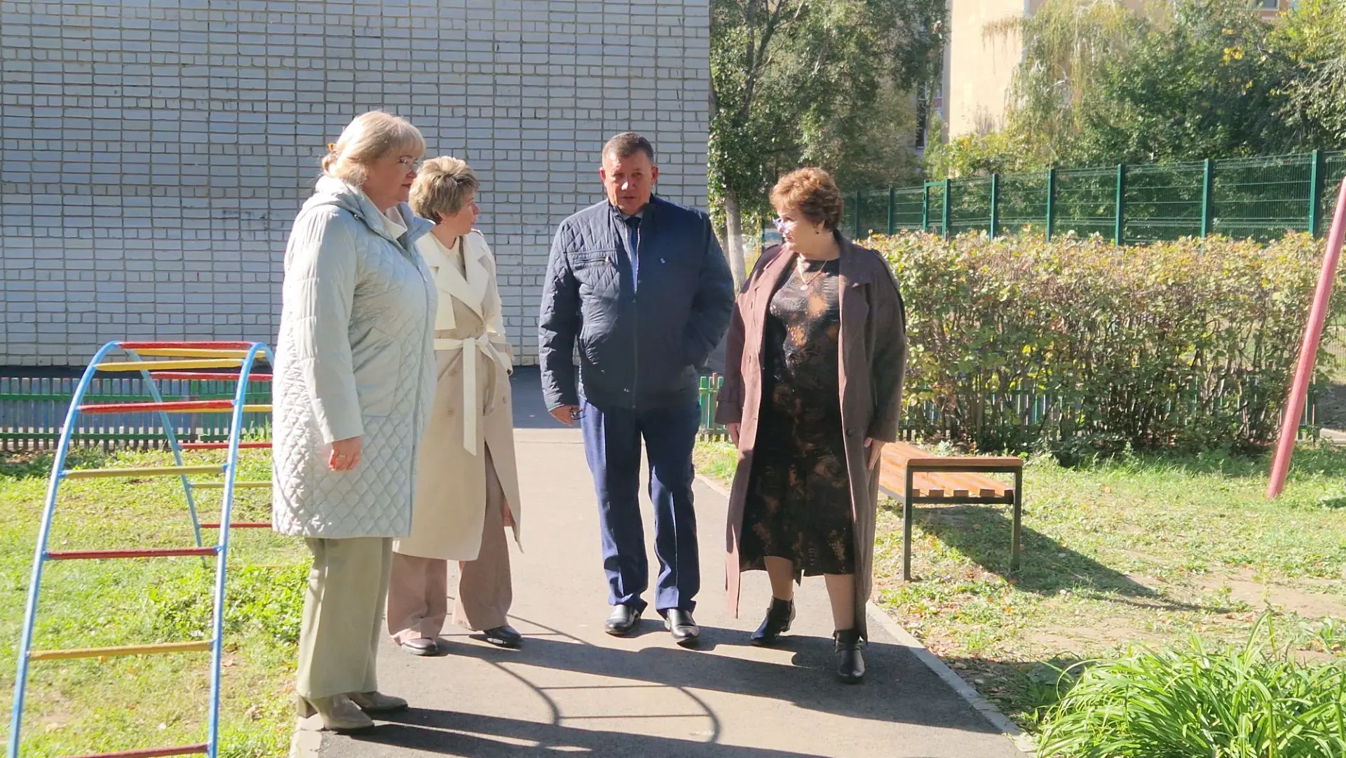 Работаю в своём избирательном округе.