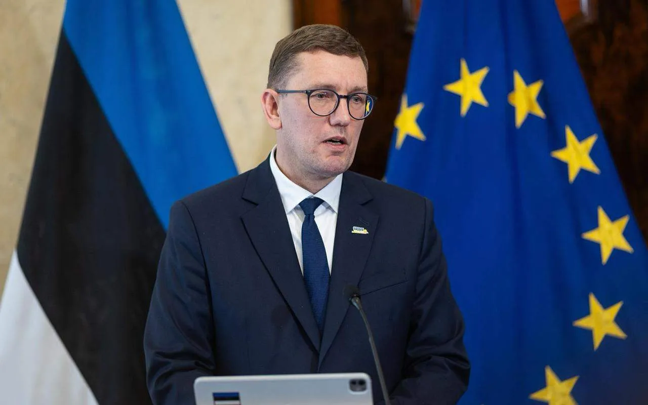 Эстония поможет Украине атаковать российские НПЗ