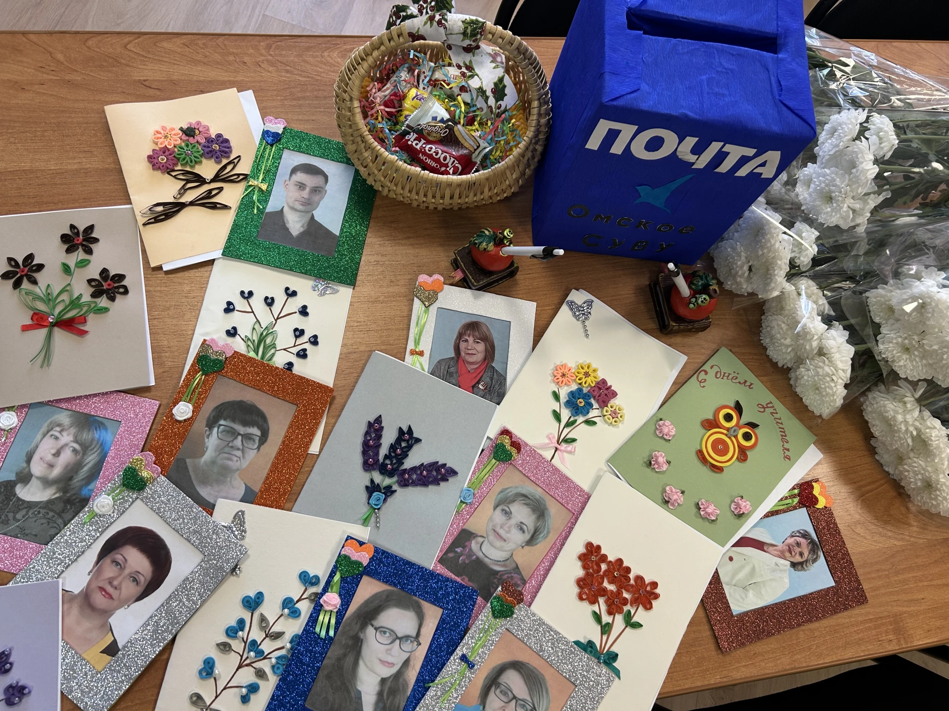 💌  Вам письмо, учитель! Праздничная почта Омского СУВУ доставила все поздравления.
