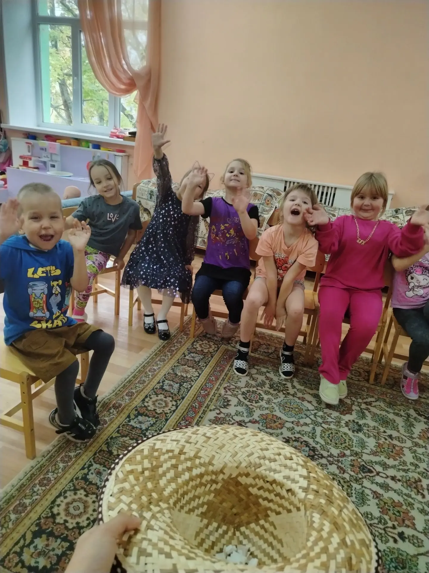 📸 Рубрика фотокарточки — отличная идея! Давайте поделимся самыми яркими моментами наши...