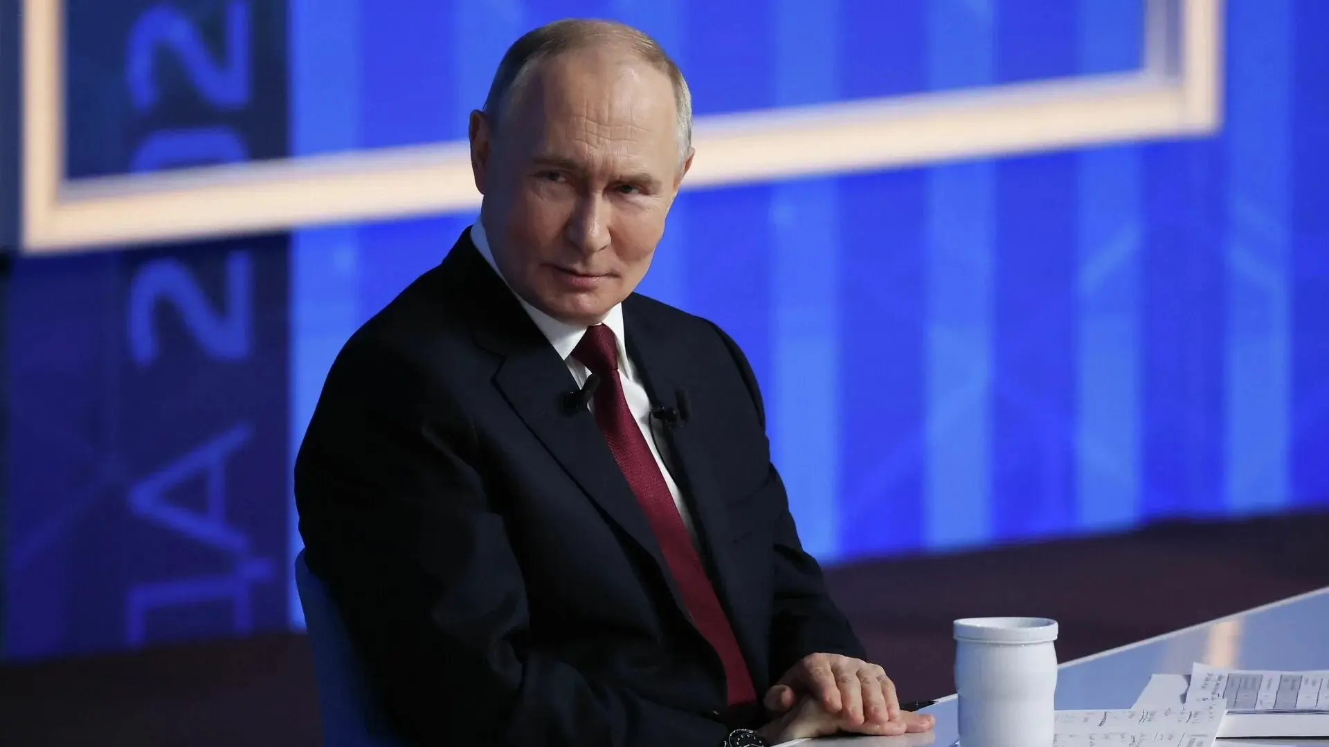 🇷🇺 Сегодня день рождения отмечает Президент России Владимир Путин!