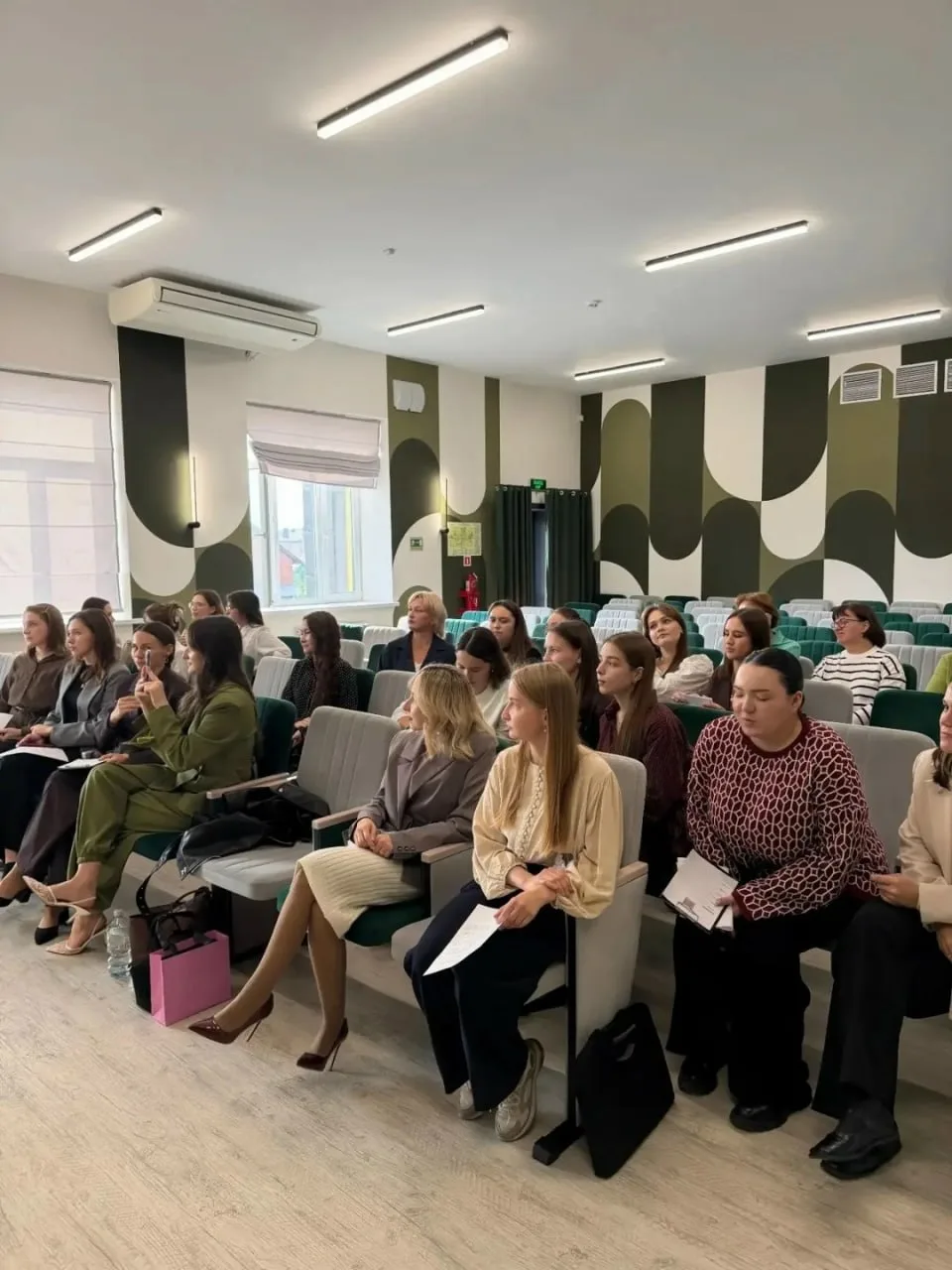 🎓 В Буинске молодым учителям рассказали, как не потерять себя в профессии