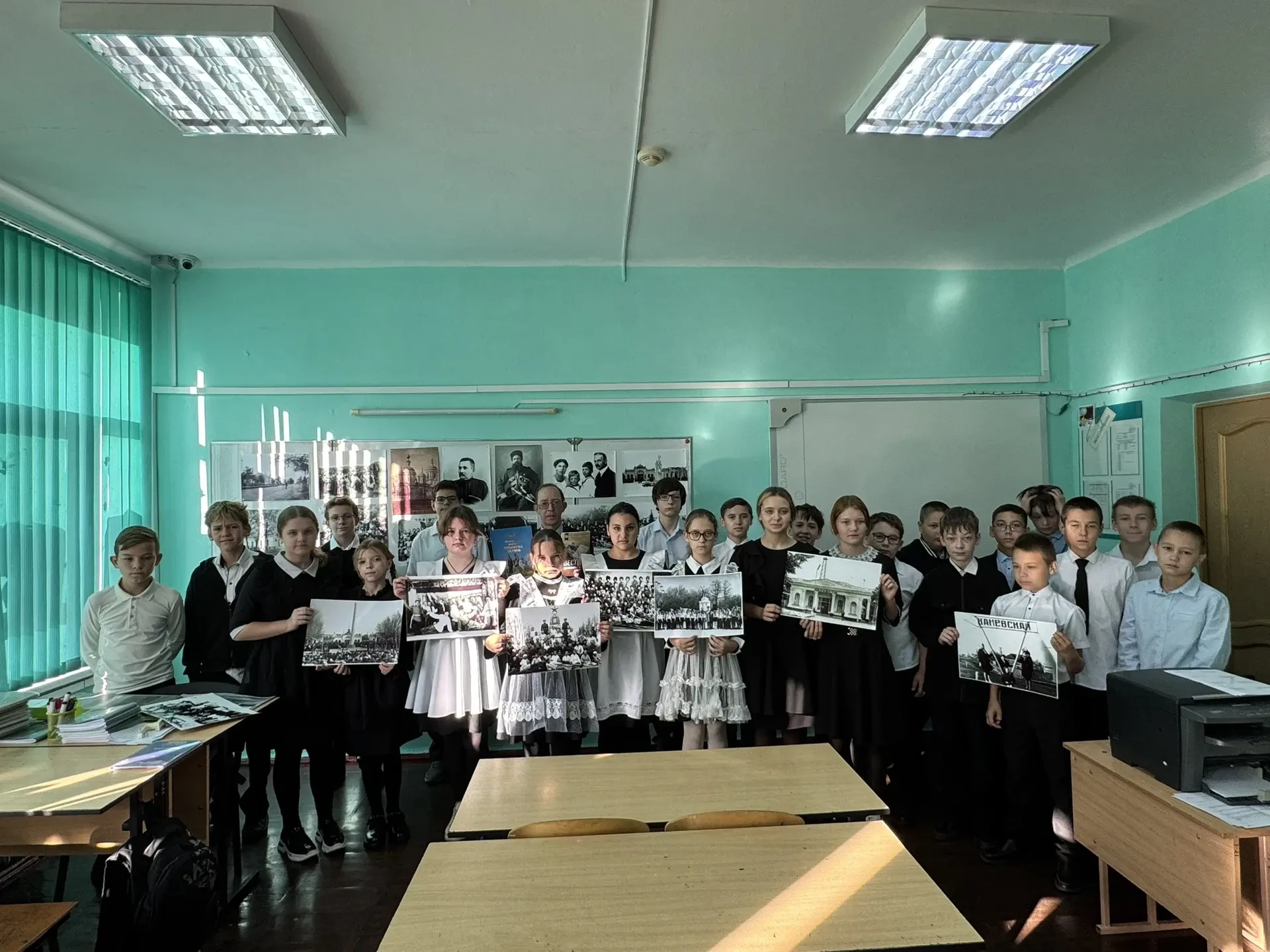 Музейный урок: история родной станицы в архивных кадрах! 📸🏛️