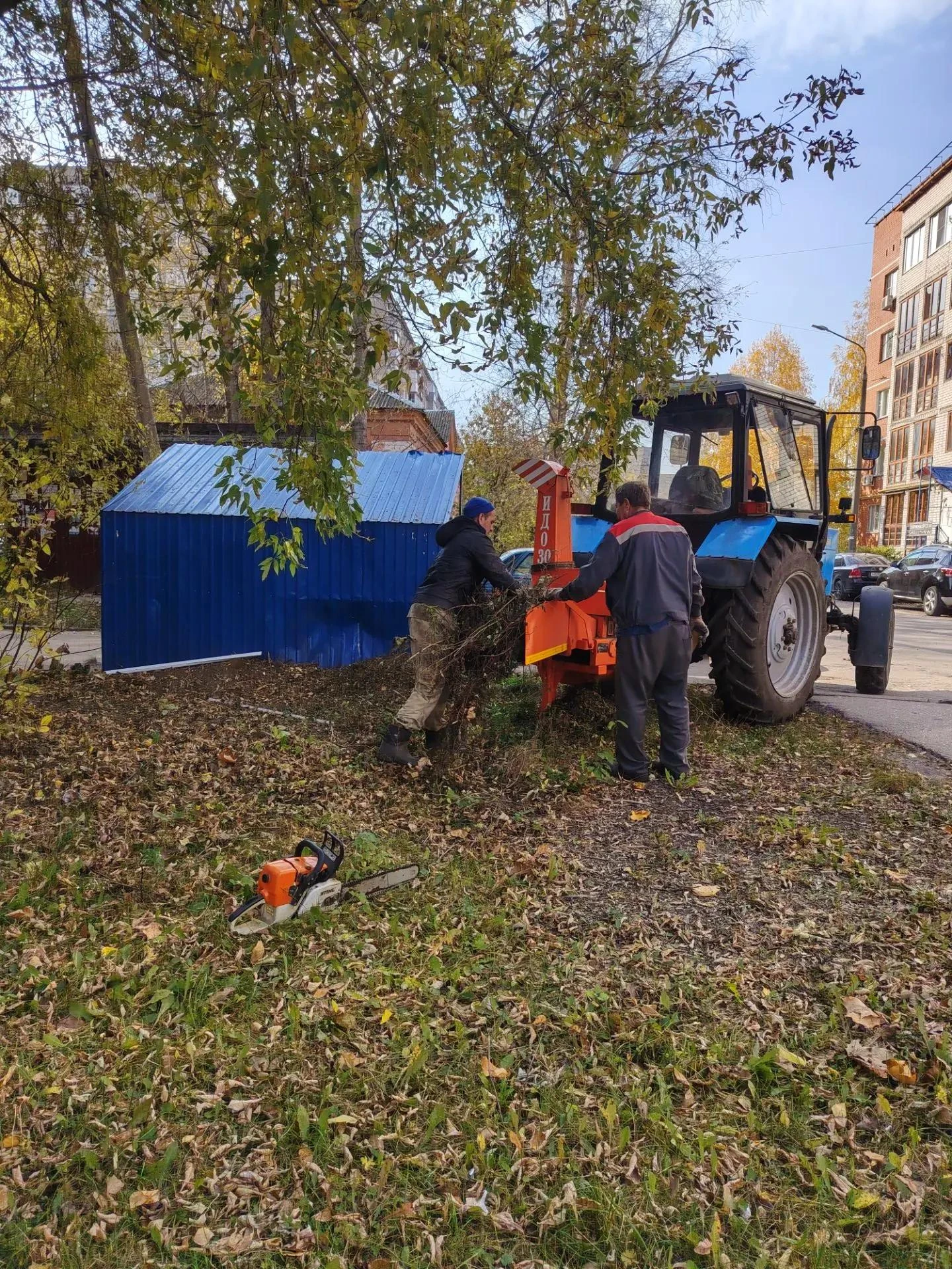 🌳 Продолжаем благоустройство придомовых территорий!